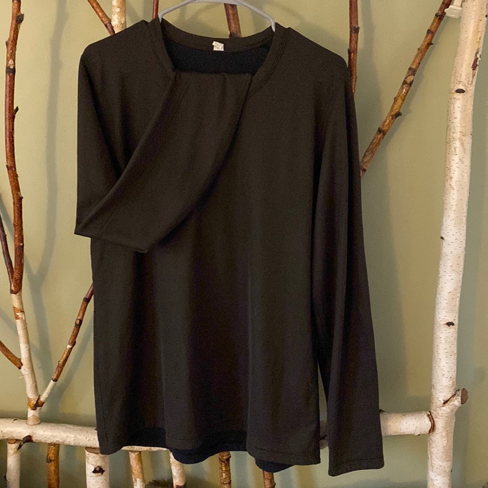 Lululemon long sleeved shirt